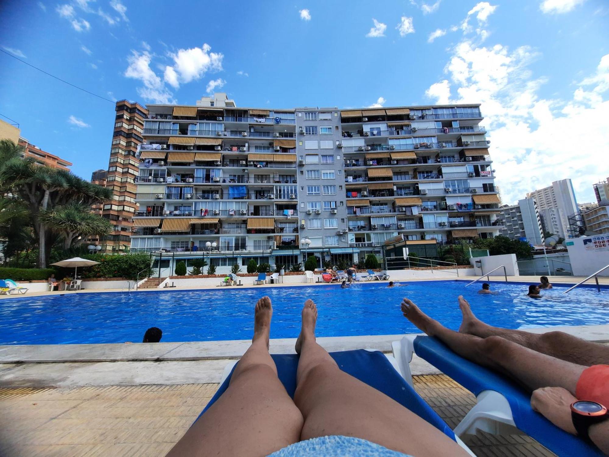 Happy Loix Wifi Aa Garage Pool Appartement Benidorm Buitenkant foto